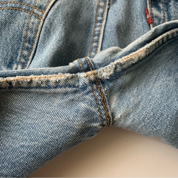 Vintage Levi’s 501 jeans. Made in USA - Picture 5 of 14